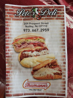 Pete's Delicatessen food