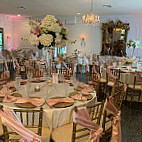 Maison Jardin Event Center food