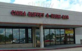 China Buffet Sushi outside