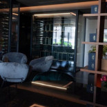 Rear À l'intérieur