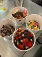 Yozen Frogurt food