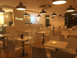 Farggi inside