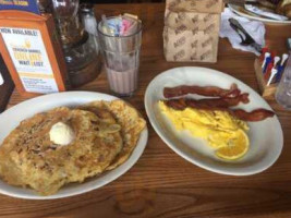 Cracker Barrel Old Country Store food