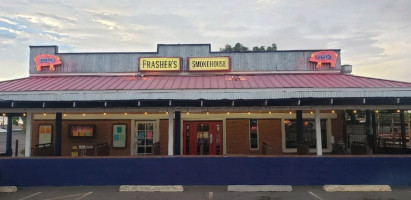 Frasher's Smokehouse food