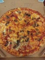 Domino's Pizza food