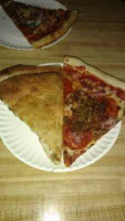 Graziano's Pizza food