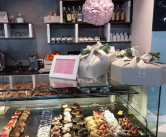 Pasticceria Le Strane Delizie food