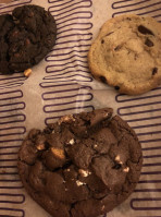 Insomnia Cookies food