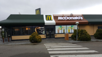 Mcdonald's inside