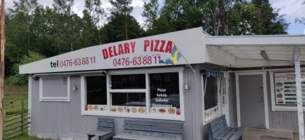 Delary Pizzeria outside