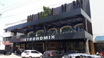 Bistronomix outside