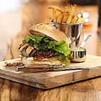 L'atelier Du 84 Bistro#burger food