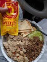 The Halal Guys (division, Il) food