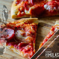 La Casa De Los Mulas Cerveza Artesanal Pizza food