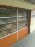 Panaderia El Buen Pan food