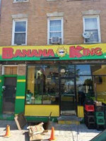 Banana King outside