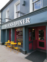 Seans Diner inside