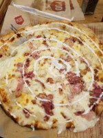 Mod Pizza food