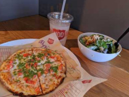 Mod Pizza food