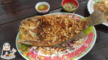 ร้านตะวันseafood food