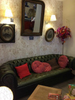 Le Boudoir inside