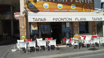 Fronton Playa food