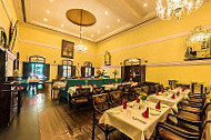 Tiger Trail - Royal Orchid Metropole food