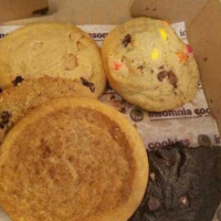 Insomnia Cookies food