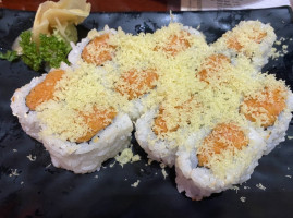 Okinii Sushi, Sushi-all-you-can-eat food