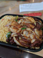 Little Panda Chinese Express food