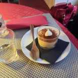 Enosteria Nourriture