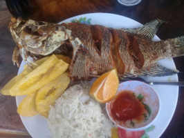 Riveras Del Mayales food