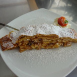 Weinberghof Comida
