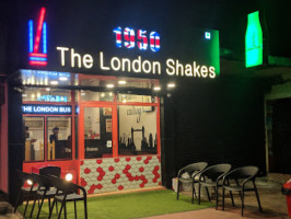 The London Shakes outside