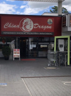 China Dragon outside