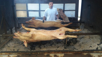 Restoran Domaće Kuhinje Sa Bazenom Modena Banatska food