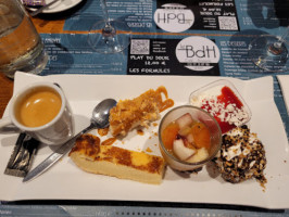 Bistrot Des Halles food