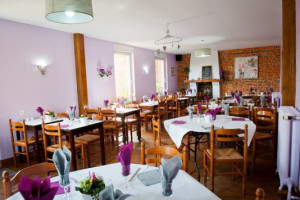 Le Relais Fleuri food