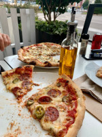 Lugano Pizza food