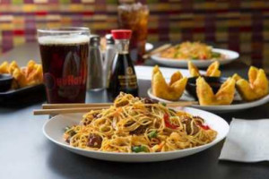 Huhot Mongolian Grill food