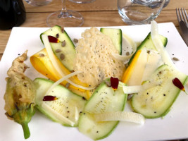 Les Terrasses De La Côte Rouge food