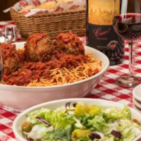 Buca Di Beppo Houston Speedway food