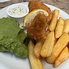 Moreton Arms food