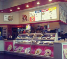 Great American Cookies/marble Slab Creamery food