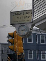 Ziggy's Donuts inside