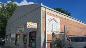 Panaderia El Paraiso outside