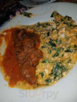 Kemi's African Kitchen food