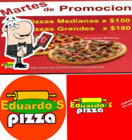 Eduardos Pizza food