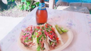 Los Chilango's Carnitas Estilo Michoacán food