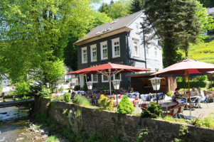 Gasthaus Drei Linden outside